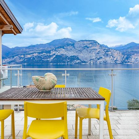 Ca De L'Angelon Aparthotel Brenzone sul Garda Bagian luar foto
