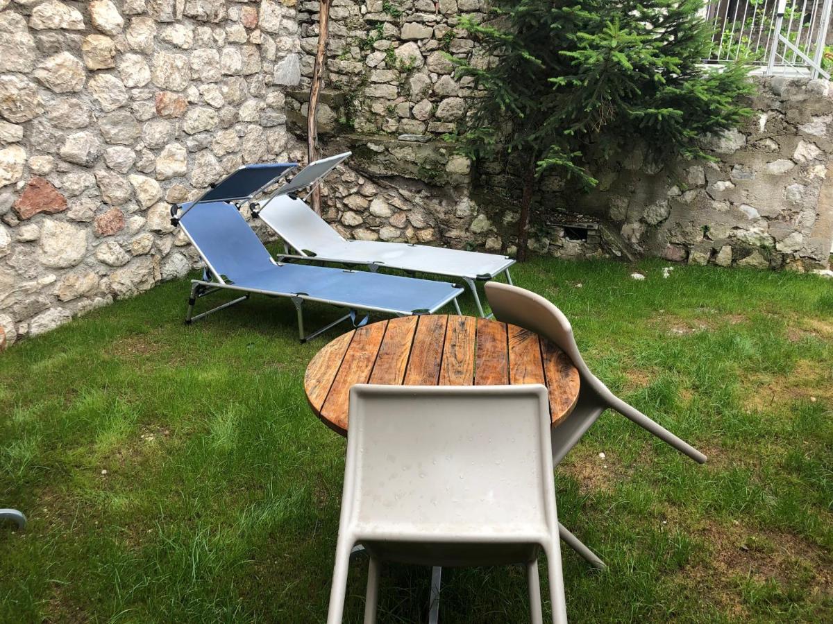 Ca De L'Angelon Aparthotel Brenzone sul Garda Bagian luar foto