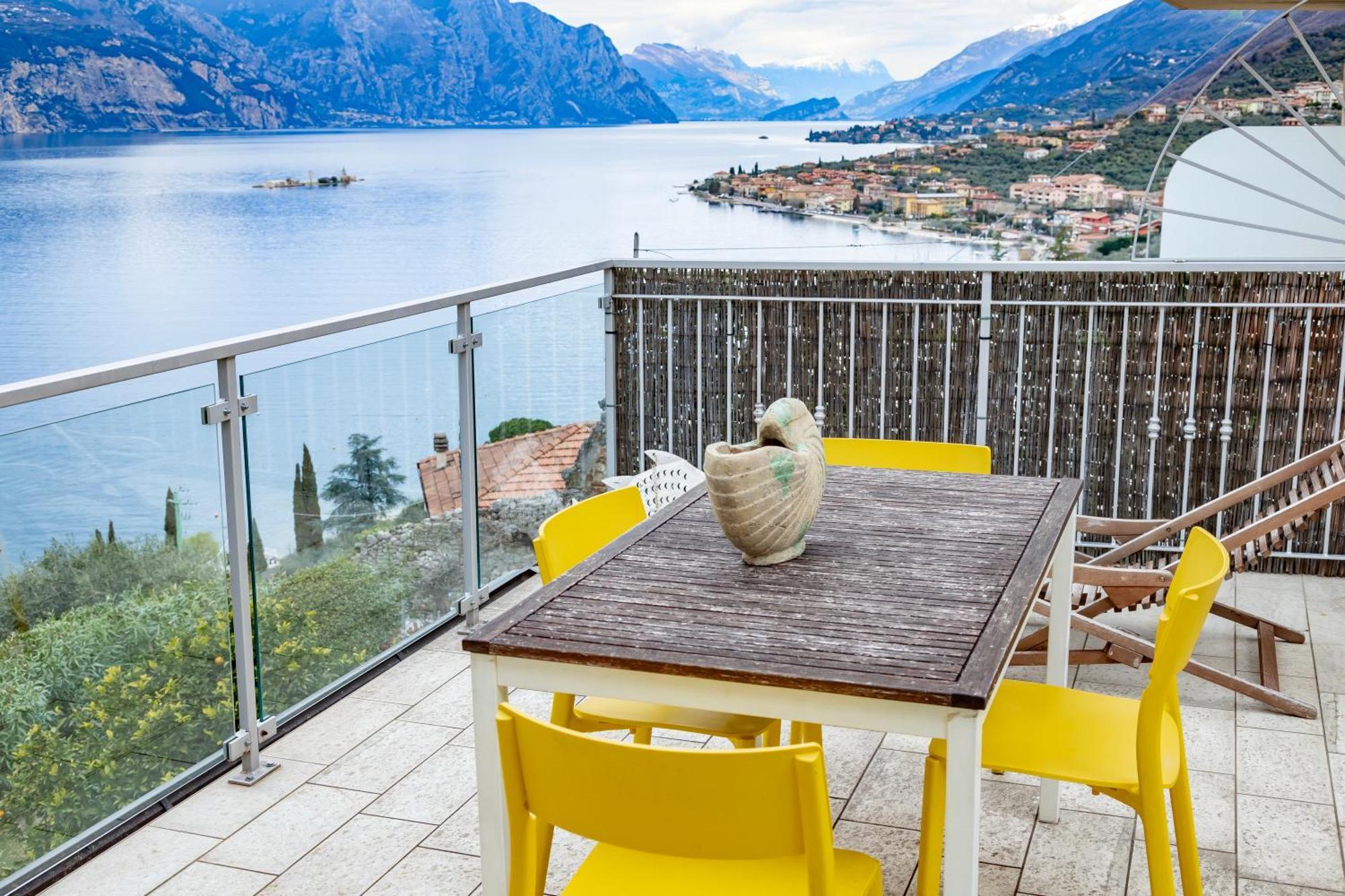 Ca De L'Angelon Aparthotel Brenzone sul Garda Bagian luar foto