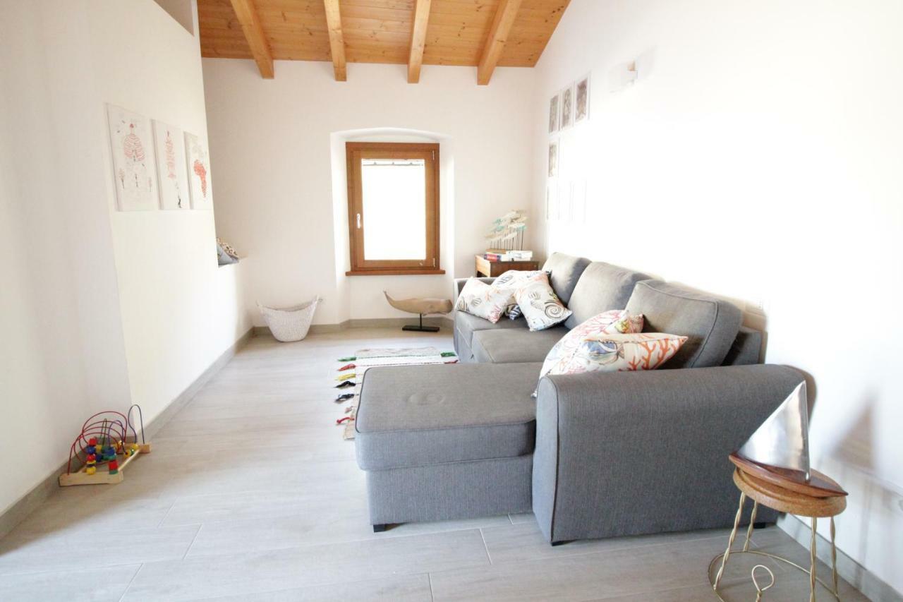 Ca De L'Angelon Aparthotel Brenzone sul Garda Bagian luar foto